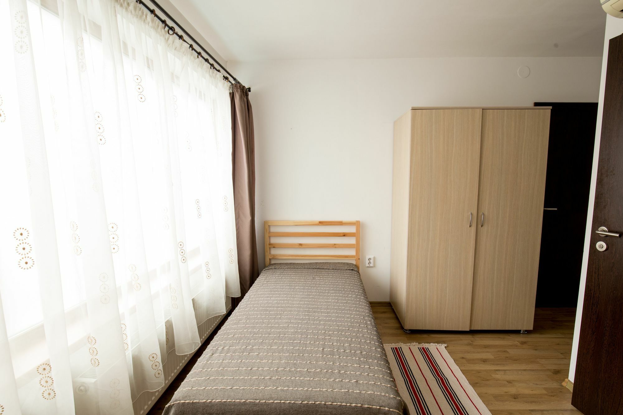 Vatra Accommodation Bukarest Exteriör bild